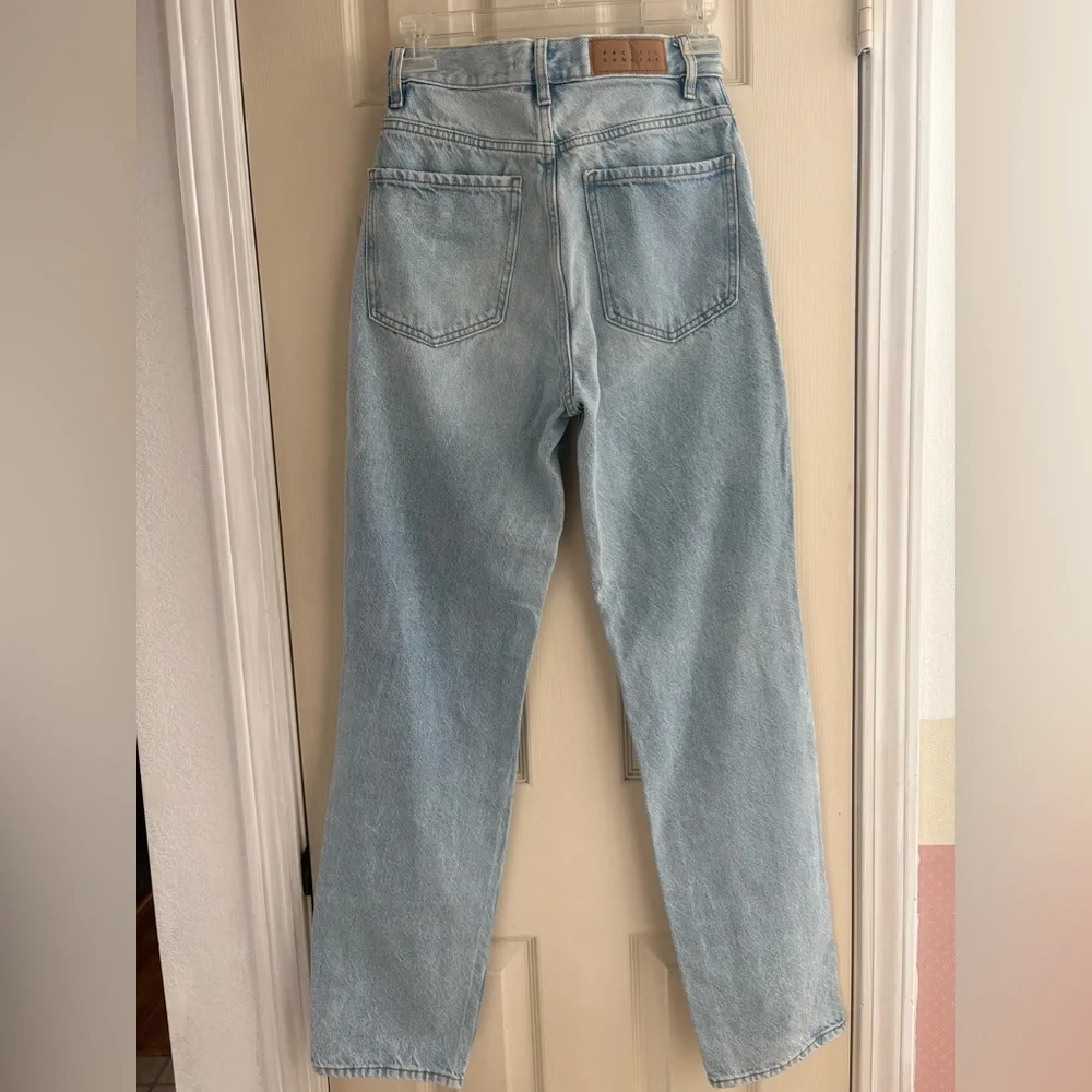 PacSun Distressed Straight Leg Jeans Light Wash Size 25 Ripped - Picture 3 of 5